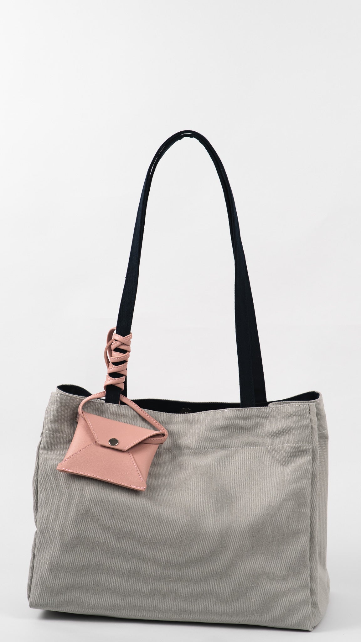 Onigiri Medium: All Canvas