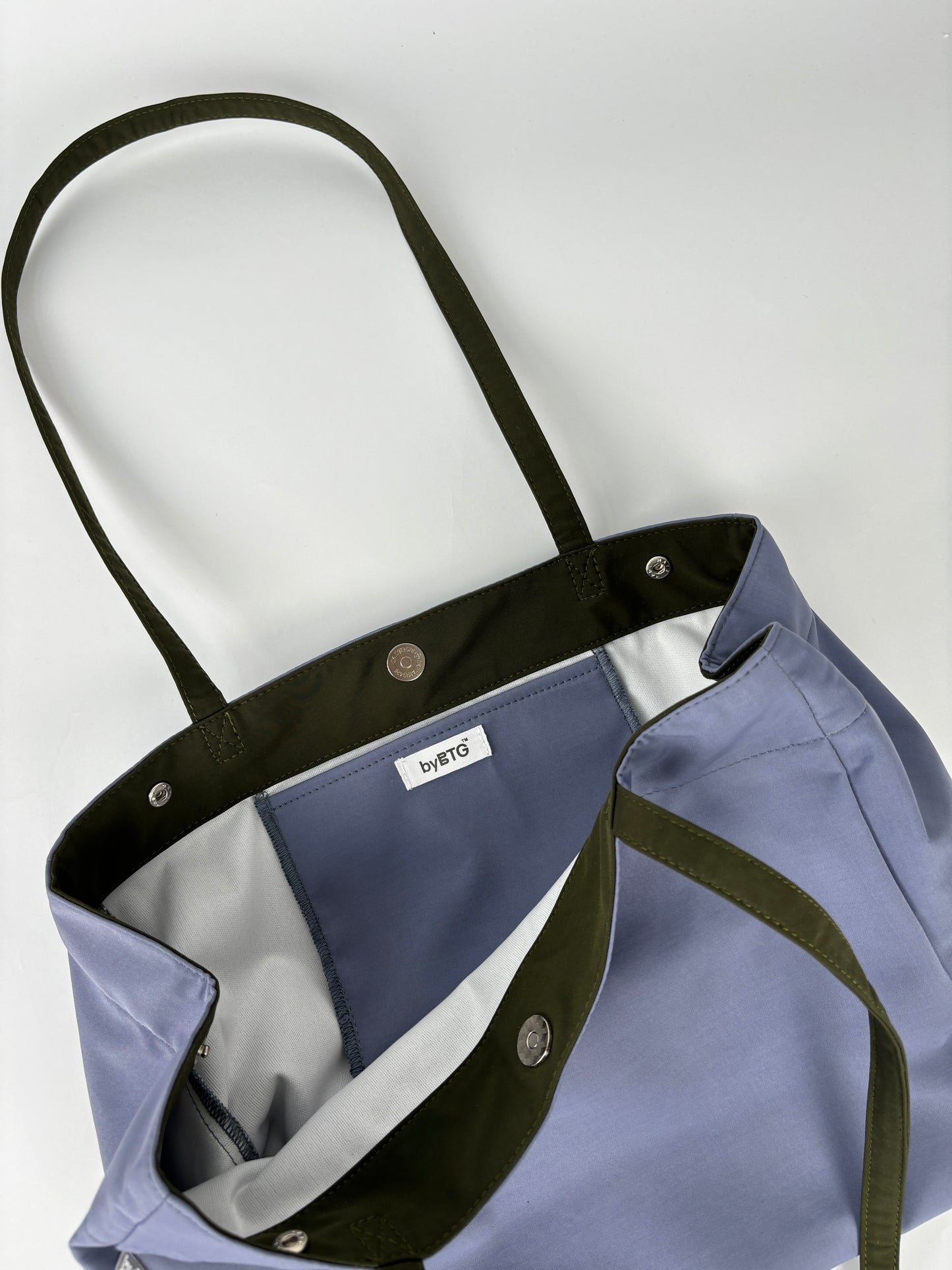 Onigiri Medium: Neoprene
