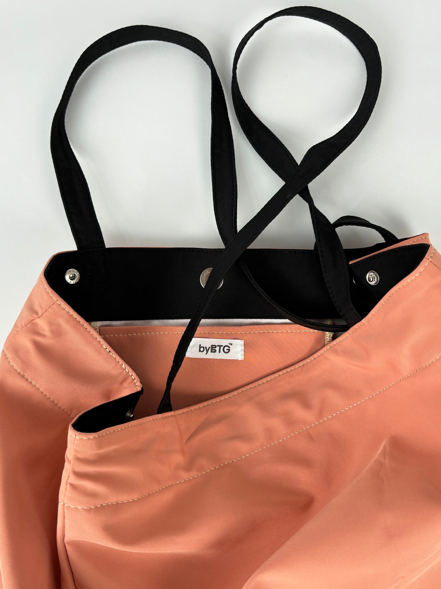 Onigiri Medium: Neoprene