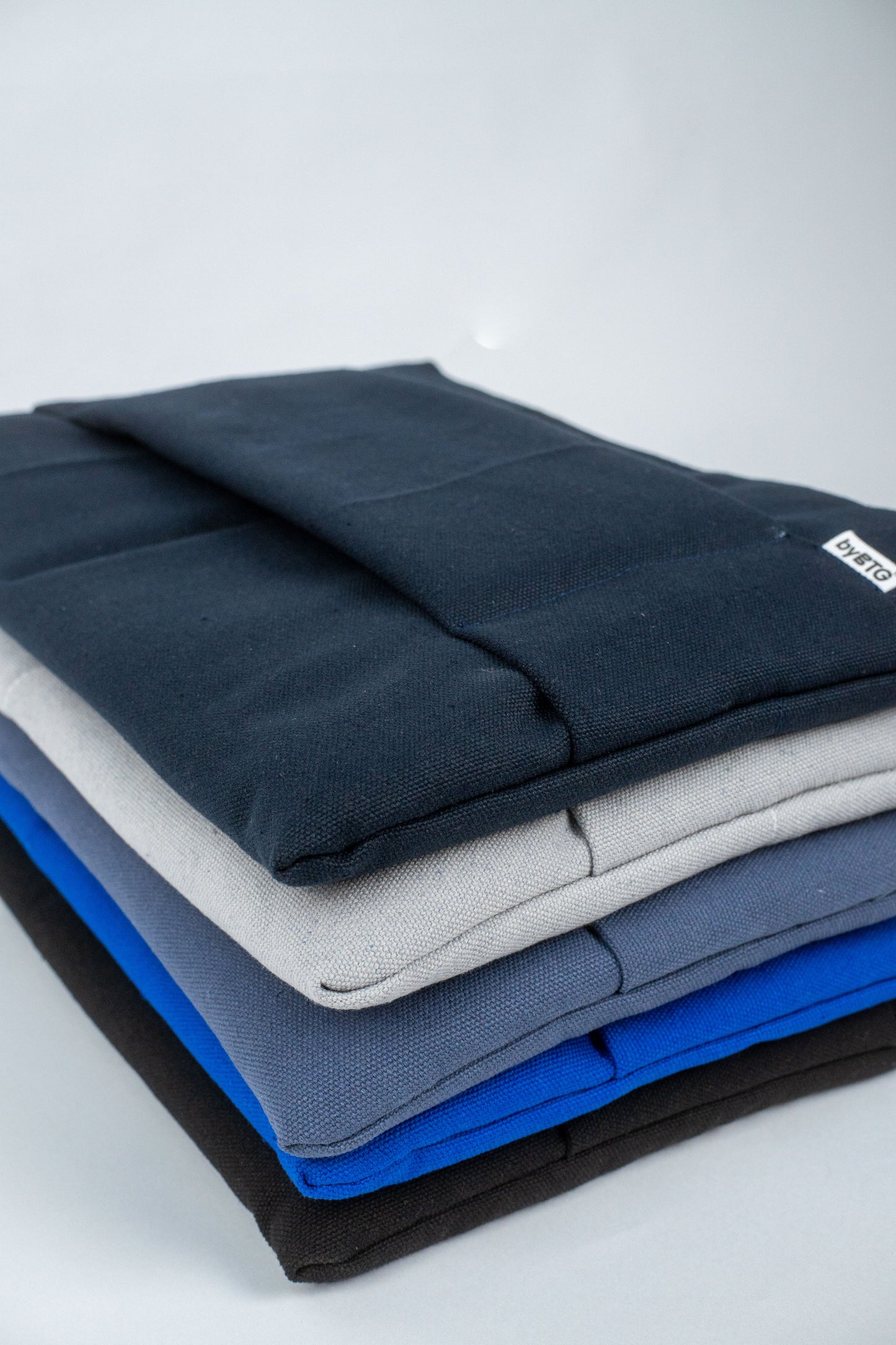 Mallow Laptop Sleeve (Canvas)