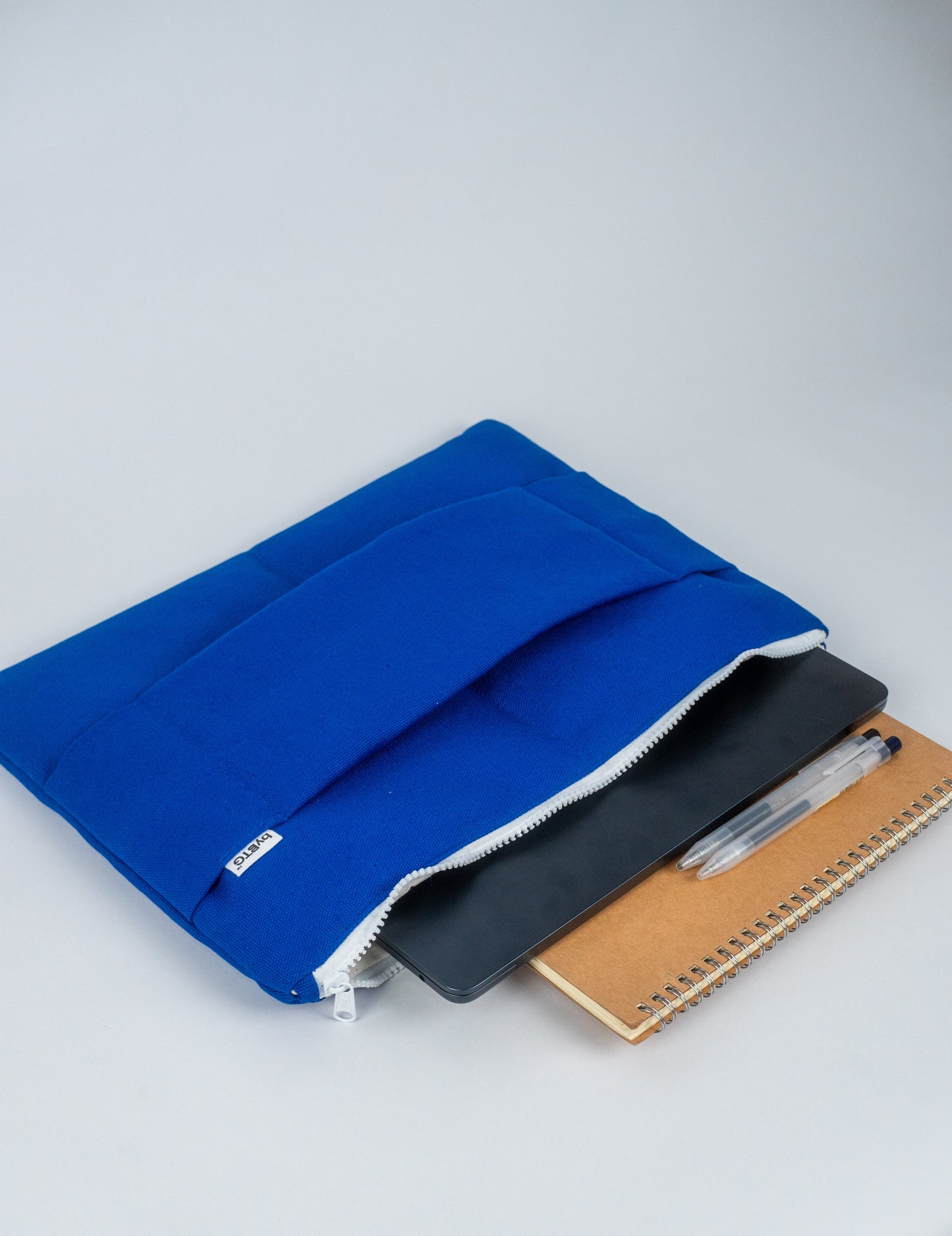 Mallow Laptop Sleeve (Canvas)