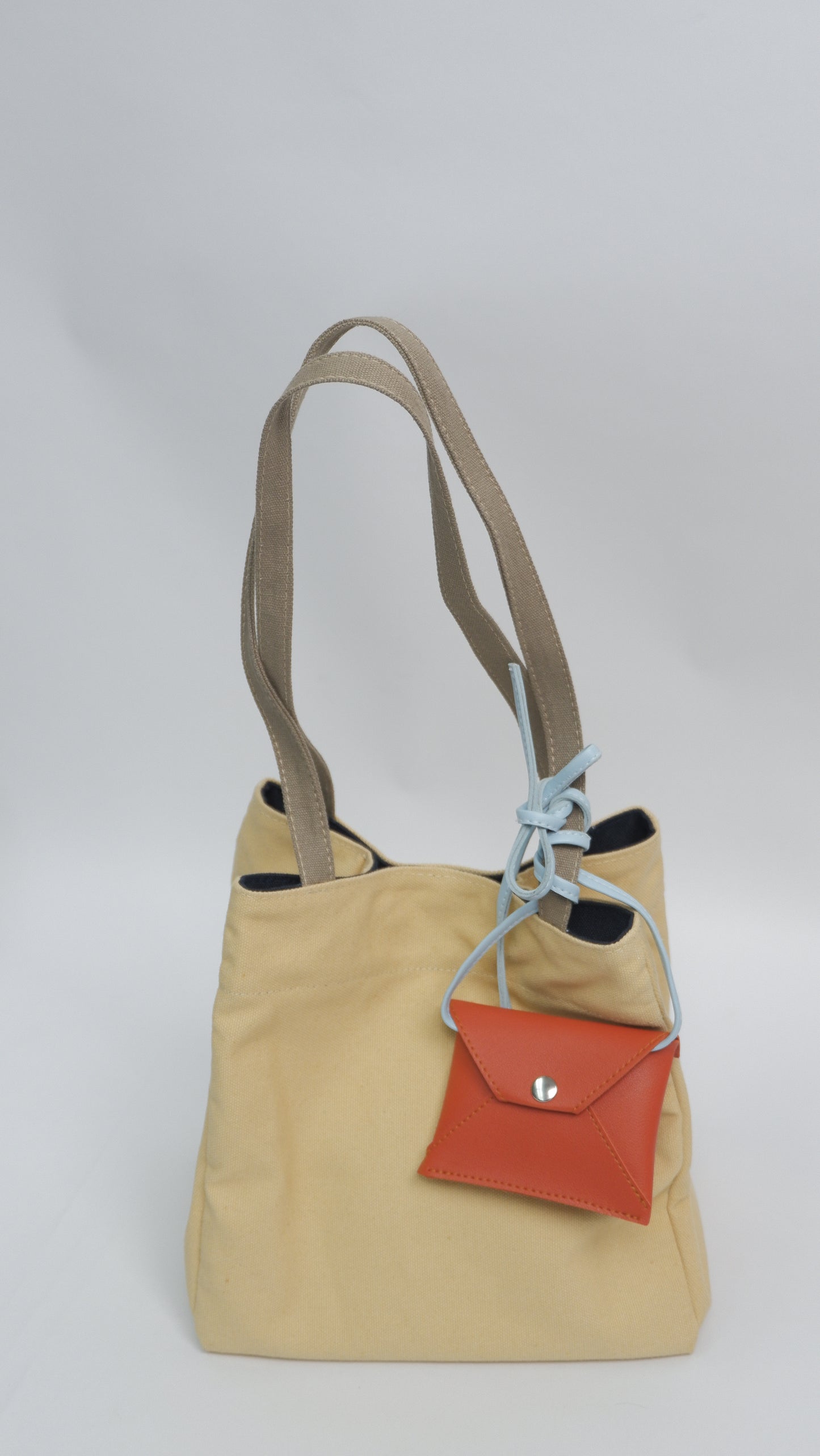 Onigiri Bag - Eggnog and Sand