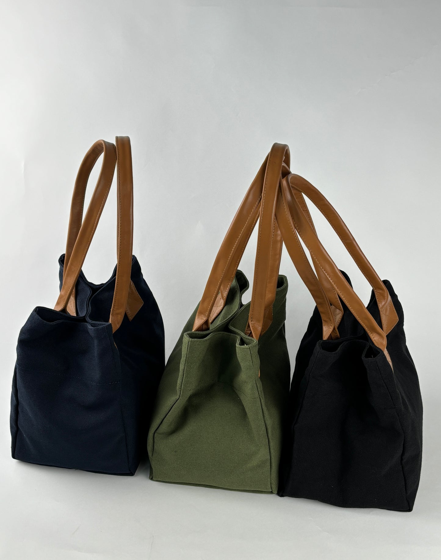 Preorder - Onigiri Medium: Genuine Leather