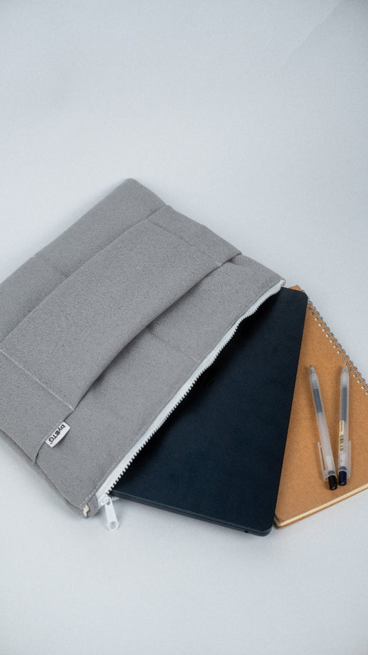 Mallow Laptop Sleeve (Canvas)